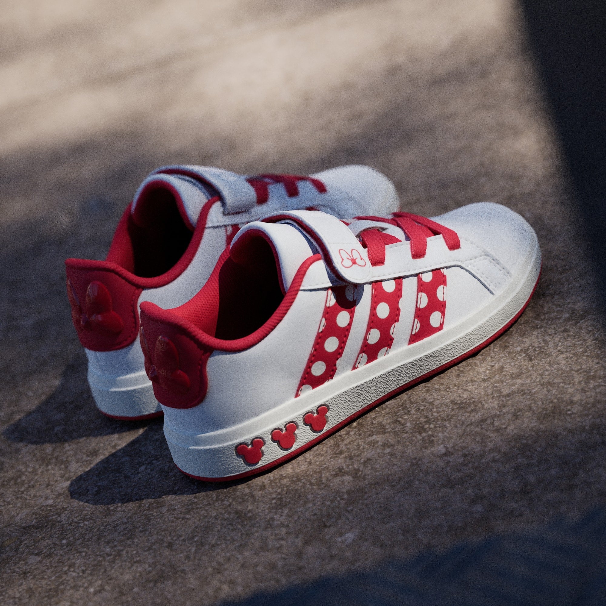 Adidas Disney Minnie Mouse Grand Court dečije patike - slika 5