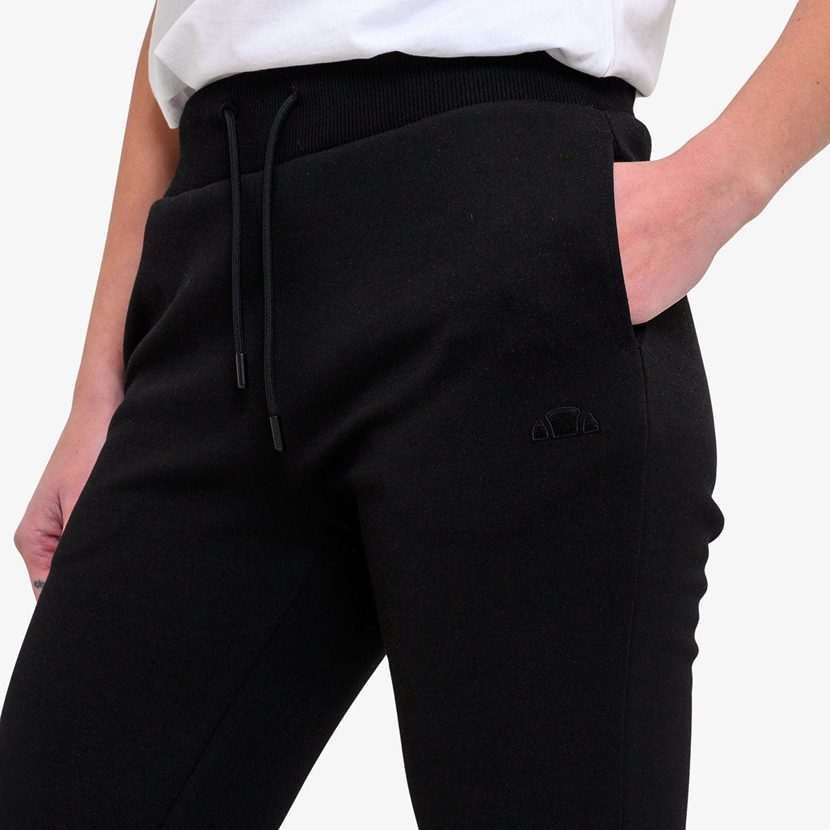 Ellesse donji deo CUFFED trenerka - slika 4