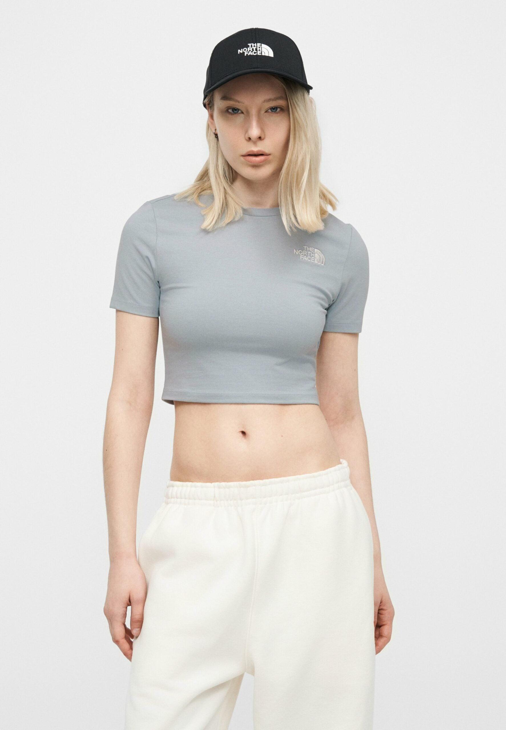 The North Face ESSENTIAL CROPPED SLIM majica