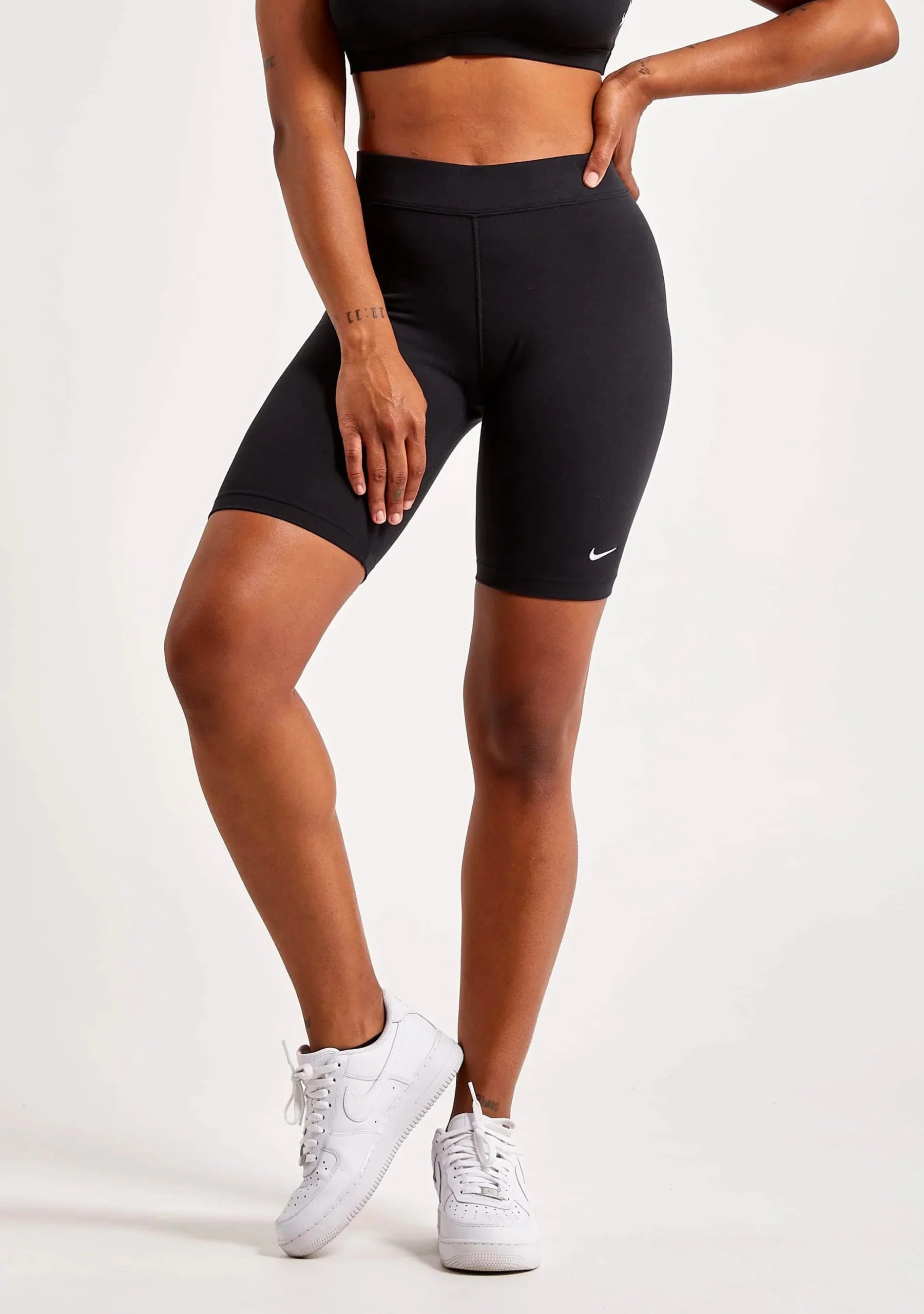 Nike W NSW ESSNTL MR BIKER helanke
